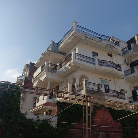 Varuna Palace Varanasi , Near Mandir & Ghat'S Exterior photo